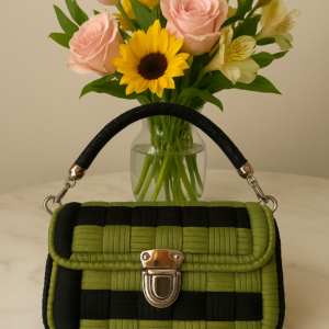 Pochette verde e panna