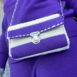 Pochette viola/panna